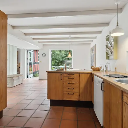 Prázdninový dům Pet Friendly In With Kitchen Vejle